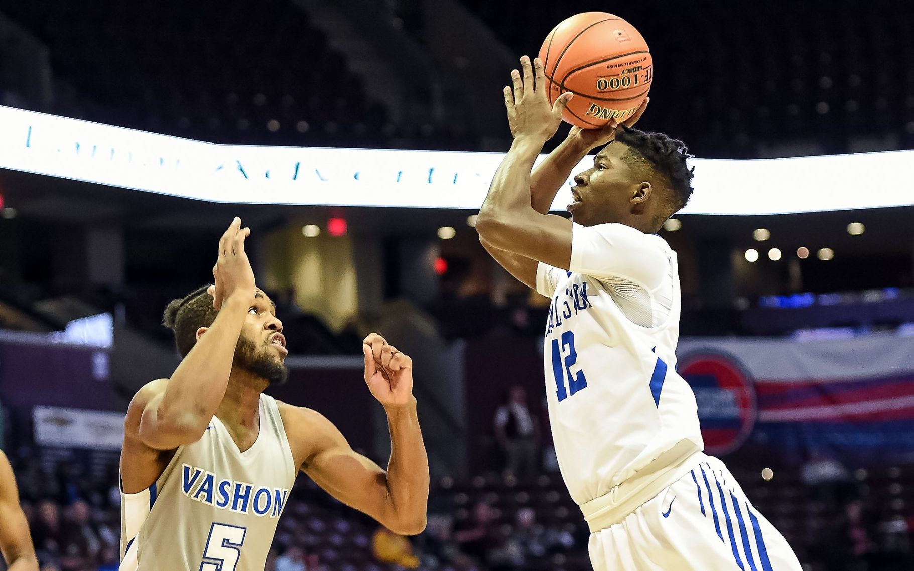 Vashon 70, Charleston 47